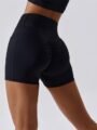 Découvrez l'Essentiel : 4 Raisons d'Adopter le Short Sport Ultra-Confort pour Femme ! 14