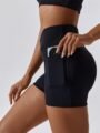 Découvrez l'Essentiel : 4 Raisons d'Adopter le Short Sport Ultra-Confort pour Femme ! 15